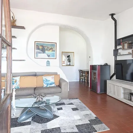 Villa Isola Rossa וילה *