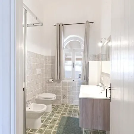 Villa Isola Rossa וילה *